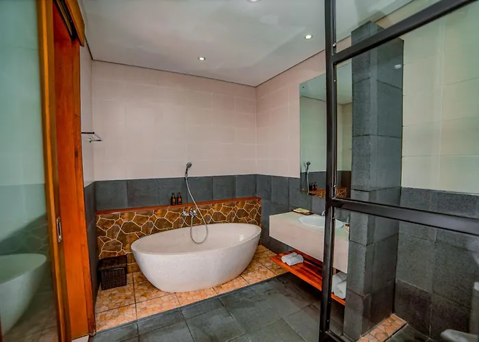 Pertiwi Bisma 3*