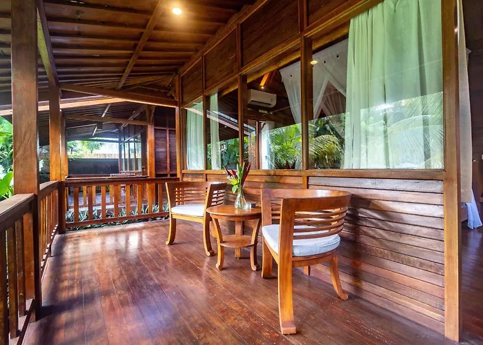 Pertiwi Bisma Hotel 3*